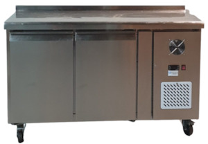 Display Freezers: FED FE2100TFSP Undercounter Fridge