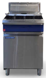 Cooking Equipment: Blue Seal GT60 Fryer