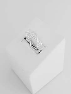 Frontpage: Sterling Silver DNA Ring