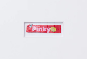 Framed Candy: Pinky Wrapper (White)