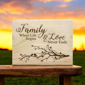 House Warming: Family Love Plaque