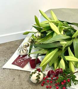 Christmas Lily Bouquet