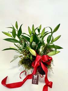 Christmas Vase Arrangement (Low)