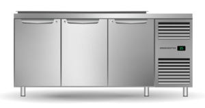 SKOPE ProSpec 3 Door Salad Prep Fridge - PG13.PPS.3.SD.RH