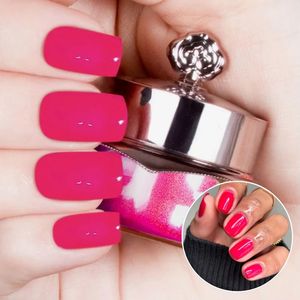 Nail Powders: Glow Red - Classic Neon Nail Powder