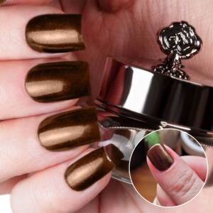 Nail Kit And Extras: Syrup - Metallic Nail Powder