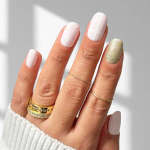 Press On Nails: Frosted Cheer - Oval Sustainable Nails