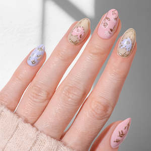 Press On Nails: Champagne Lace - Almond Sustainable Nails