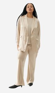 Silk Laundry: Silk Laundry | Relaxed Blazer - Hazelnut