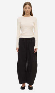 Assembly Label | Lola Barrel Pant - Black