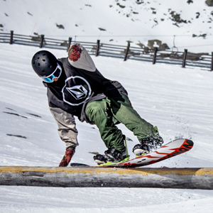 Queenstown Performance Snowboard Set – Adult