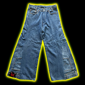 All: 'UPSIDE DOWN' JEANS