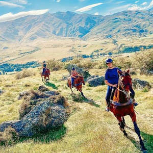 Wanaka: Wanaka 3.5hrs Horse Riding (Pro)