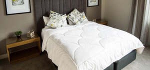 Natural Fibre Duvets: Premium All-Seasons Wool Duvet