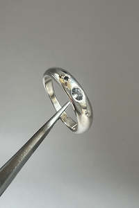 Mars Mini Blimp Sapphire Ring - Silver