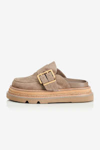 Alias Mae: Alias Mae Vella Loafer - Natural Suede