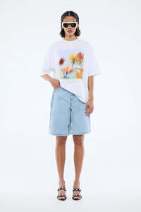 Ena Pelly Blurred Daisy Frame Tee - White