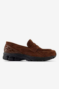 Mens Sneakers 1: New Balance U1906LNS - Rich Oak with Black cement