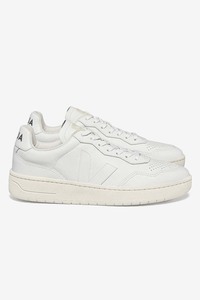 Mens Sneakers 1: Veja V-90 O.T Leather - Extra White