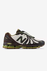 Mens Sneakers 1: New Balance U18904AS - Linen with Pumpernickel