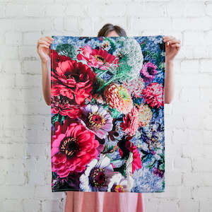 Small Acorns Tea Towel | Zinnias