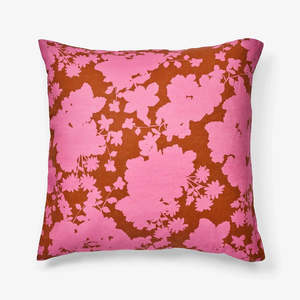 Bonnie and Neil Linen Euro Set | Gardenia Cerise