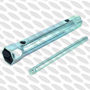 Walk Behind Mower Tools: Universal Plug Socket (Long Reach. 5/8", 13/16".)