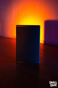 MARTIN AUDIO XP12 POWERED PA SPEAKER