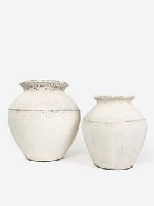Decor: Lombok Urn Ivy Dappled White Wash Large