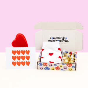 Frontpage: Love Socks Box