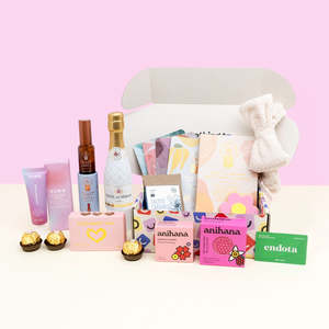 Alcohol Gifts Hampers: Ultimate Bubbly Pamper