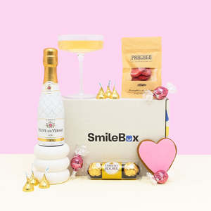 Alcohol Gifts Hampers: Bubbly Bliss