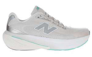 Womens: NEW BALANCE 860 V15 (REGULAR WIDTH) WOMENS