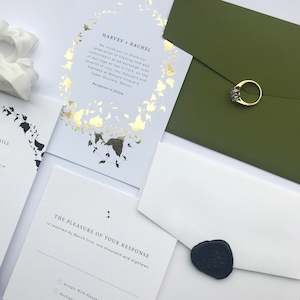 Ivy Love Suite: Ivy Love 4-Piece Suite