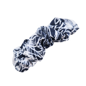 Scrunchie Hair Clips: Scrunchie Hair Clip – ‘Onyx’