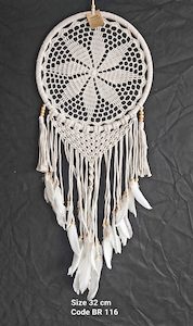 Dreamcatchers: Dreamcatcher White Crochet Flower