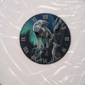 Clocks: Wolf Mother and cub Clock