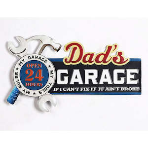 Man Cave: Dads Garage Wall Plaque