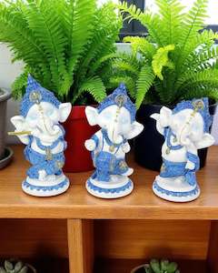 Ganesh Dancing Blue/White set of 3