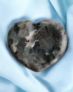 Hearts: Larvakitee Worry Stone Heart