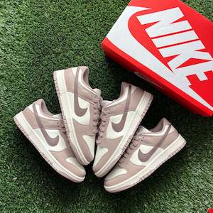 Under 300: NIKE DUNK LOW "DIFFUSED TAUPE"
