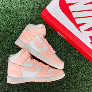 Under 300: NIKE DUNK HIGH "CRIMSON TINT"