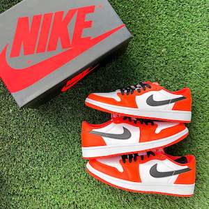 Size 11: JORDAN 1 OG LOW "STARFISH"