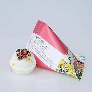 Pamper: Botanical Garden Bath Bomb