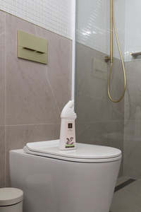 Australia Exclusive Collection: Toilet Cleaner (Tea Tree)