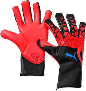 Goalkeeper Equipment: Puma Future Grip 19.1
