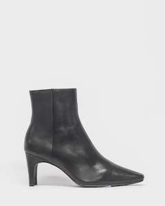 Shoes: Zoe Kratzmann Rouge Boot Back Leather