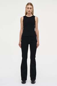 Neuw: Jonesy Singlet AM in Black