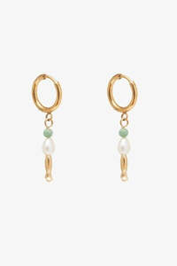 Jewellery: Pearl Fish Earrings Gold