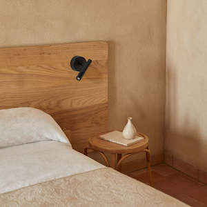 Aromas: YCRO WALL LIGHT